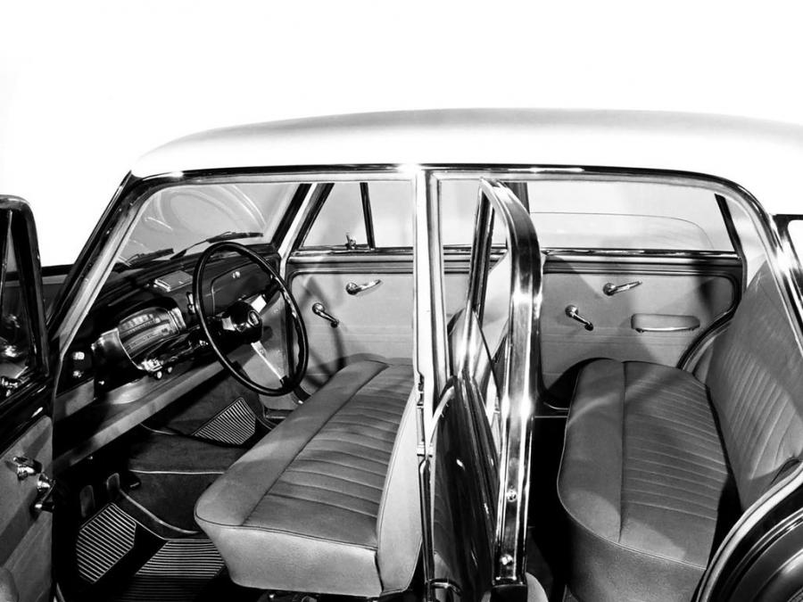 Интерьер Fiat 1200 Granluce 1957 года  (фото 5 из 7)